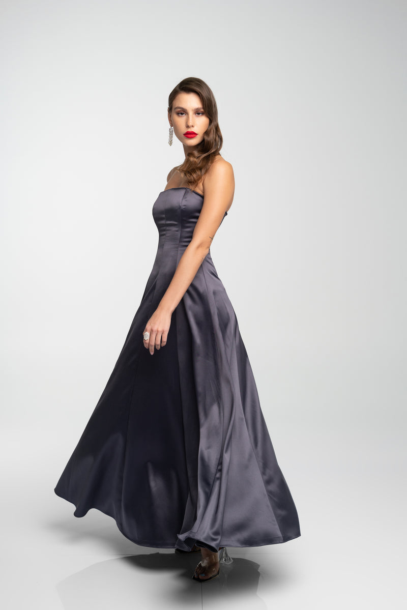 STRAPLESS DRESS X OFF-SHOULDER COVER UP